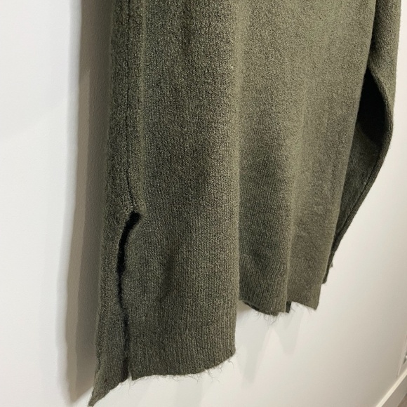 RDI Olive Green V-Neck Sweater - Picture 3 of 8